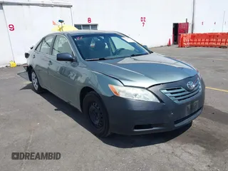 2007 Toyota Camry CE z VIN JTNBE46K473127266, wystawiony jako IAAI lot #42217881 z przebiegiem 91 667 mil mil oraz . Historia ofert i sprzedaży dostępna na DreamBid. Obrazek 1.