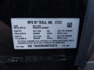 2022 Tesla Model X Plaid z VIN 7SAXCBE69NF352875, wystawiony jako IAAI lot #41964970 z przebiegiem 34 065 mil mil oraz . Historia ofert i sprzedaży dostępna na DreamBid. Obrazek 9.