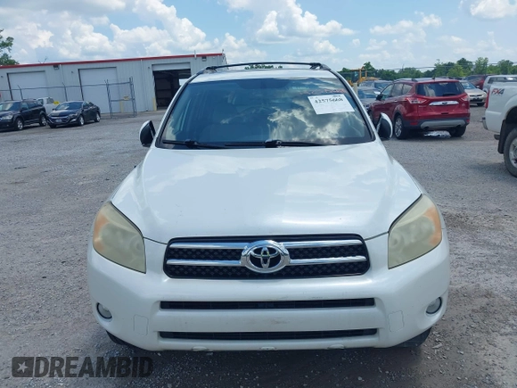 2008 Toyota RAV4 Limited with VIN JTMZD31V585106403, listed as a IAAI auction lot 42575668 with 262,835 mi miles and . Bid and sale history available at DreamBid. Image 6.