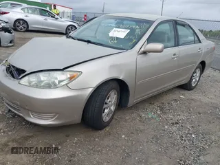 2005 Toyota Camry LE with VIN 4T1BF32K05U093461, listed as a IAAI auction lot 41947197 with 127,630 mi miles and . Bid and sale history available at DreamBid. Image 2.