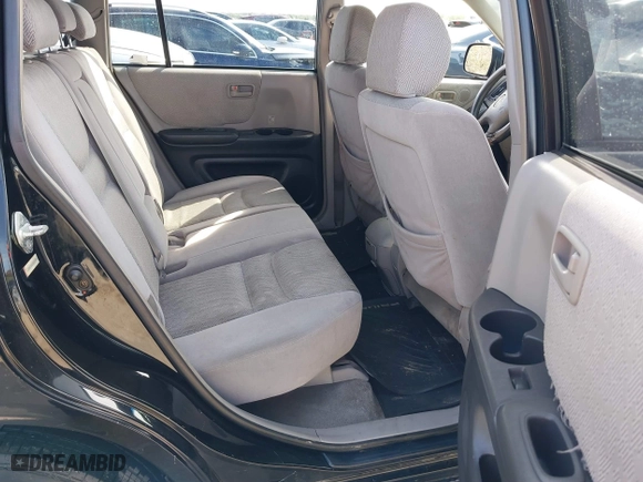 2003 Toyota Highlander with VIN JTEHF21A230116899, listed as a IAAI auction lot 41907528 with 328,672 mi miles. Bid and sale history available at carsss.com. Image 8.