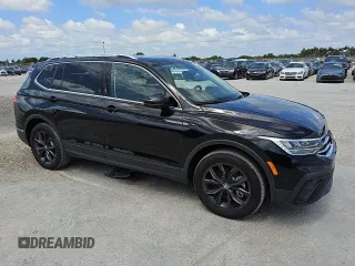 2024 Volkswagen Tiguan SE with VIN 3VVNB7AXXRM074896, listed as a Copart auction lot 52645015 with 13,872 mi miles and Clean title. Bid and sale history available at DreamBid. Image 4.