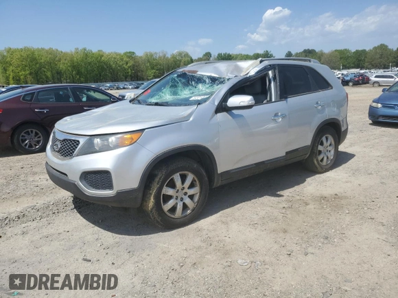 2013 Kia Sorento LX with VIN 5XYKT4A22DG327426, listed as a Copart auction lot 52212045 with 153,820 mi miles and Salvage Title. Bid and sale history available at carsss.com. Image 1.