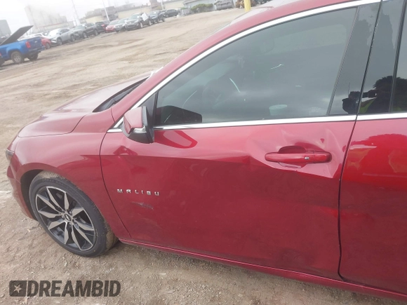 2018 Chevrolet Malibu LT z VIN 1G1ZD5ST7JF276487, wystawiony jako IAAI lot #42181271 z przebiegiem 71 820 mil mil oraz . Historia ofert i sprzedaży dostępna na DreamBid. Obrazek 15.