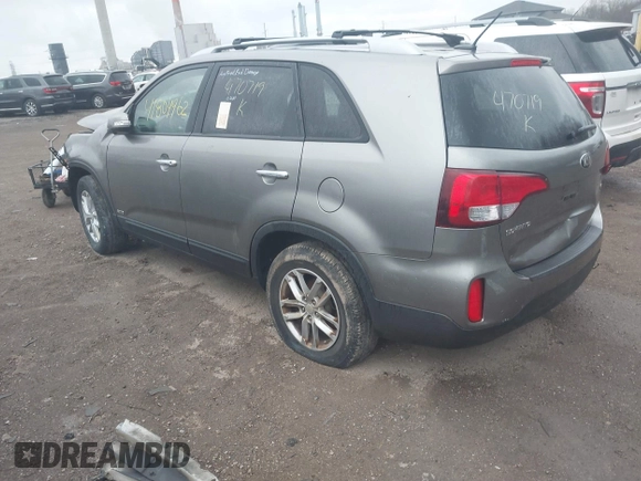 2014 Kia Sorento LX with VIN 5XYKTDA62EG470719, listed as a IAAI auction lot 41804962 with 108,838 mi miles and . Bid and sale history available at carsss.com. Image 3.