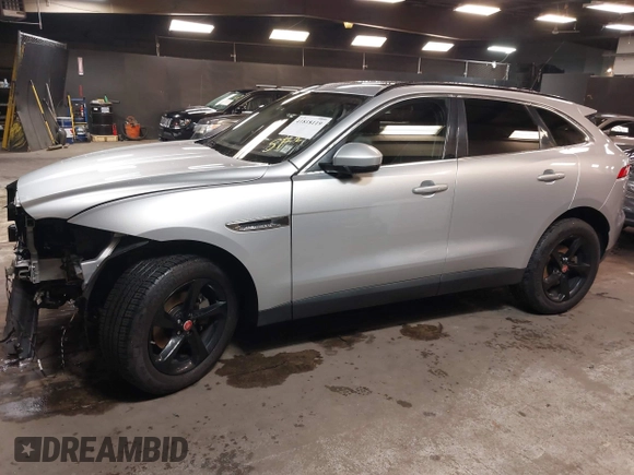 2019 Jaguar F-Pace 25t Premium with VIN SADCJ2FX2KA610431, listed as a IAAI auction lot 41818119 with 72,251 mi miles and . Bid and sale history available at DreamBid. Image 14.