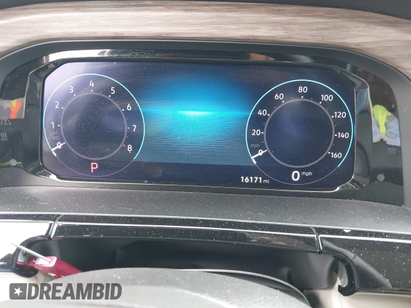 2024 Volkswagen Atlas SEL Premium R-Line with VIN 1V2FR2CA7RC595004, listed as a IAAI auction lot 42425330 with 16,171 mi miles and . Bid and sale history available at DreamBid. Image 7.
