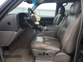 2003 Chevrolet Suburban LT z VIN 1GNFK16Z63J268766, wystawiony jako Copart lot #54192505 z przebiegiem 236 968 mil mil oraz Nie do naprawy • Non repairable. Historia ofert i sprzedaży dostępna na DreamBid. Obrazek 7.