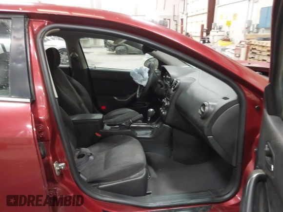 2008 Pontiac G6 1SV Value Leader z VIN 1G2ZF57BX84123601, wystawiony jako IAAI lot #42152501 z przebiegiem Nie podano mil oraz . Historia ofert i sprzedaży dostępna na DreamBid. Obrazek 5.