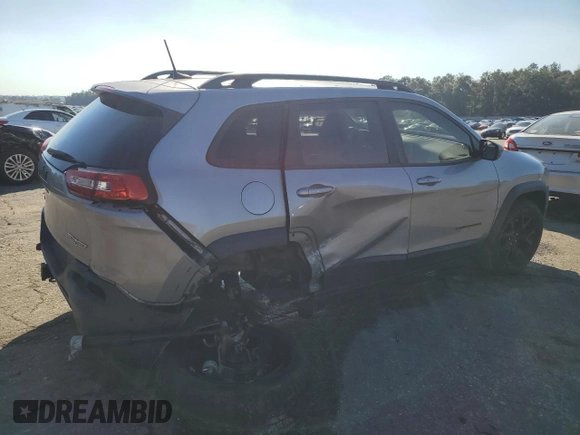 2017 Jeep Cherokee Trailhawk L Plus with VIN 1C4PJMBS7HD220533, listed as a Copart auction lot 81403364 with 94,101 mi miles and Salvage Title. Bid and sale history available at carsss.com. Image 3.
