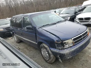 1993 Dodge Caravan Grand SE with VIN 1B4GH44R8PX538175, listed as a Copart auction lot 44347575 with 210,087 mi miles and Salvage Title. Bid and sale history available at carsss.com. Image 4.