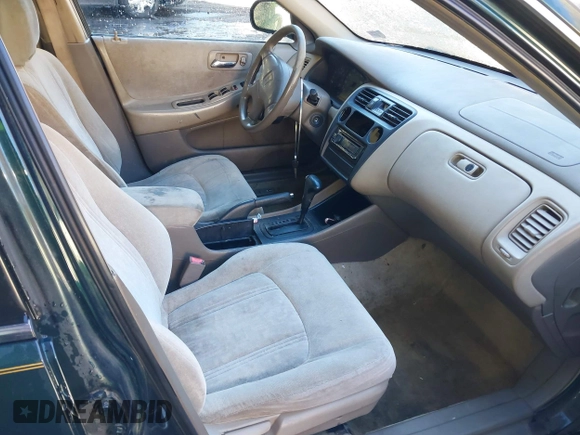2000 Honda Accord EX z VIN 1HGCG6674YA149566, wystawiony jako IAAI lot #41368271 z przebiegiem 262 505 mil mil oraz . Historia ofert i sprzedaży dostępna na DreamBid. Obrazek 5.