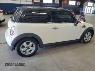 2011 MINI Hardtop with VIN WMWSU3C56BT098018, listed as a Copart auction lot 55075405 with 130,889 mi miles and Clean Title. Bid and sale history available at DreamBid. Image 3.