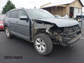 2018 Volkswagen Atlas 3.6L V6 SEL with VIN 1V2MR2CA1JC556260, listed as a IAAI auction lot 41347245 with 98,000 mi miles. Bid and sale history available at carsss.com. Image 1.