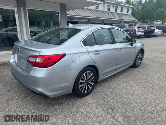 2019 Subaru Legacy Premium z VIN 4S3BNAF67K3027967, wystawiony jako Copart lot #60914165 z przebiegiem 155 504 mil mil oraz Czysty tytuł • Clean title. Historia ofert i sprzedaży dostępna na DreamBid. Obrazek 4.