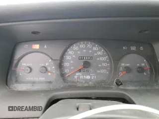 2005 Mercury Grand Marquis LS Premium z VIN 2MEFM75W25X627343, wystawiony jako Copart lot #52307095 z przebiegiem 213 331 mil mil oraz Tytuł czysty. Historia ofert i sprzedaży dostępna na DreamBid. Obrazek 9.