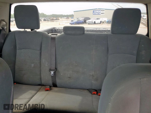 2020 Ram 1500 Tradesman z VIN 1C6RR6FT5LS147643, wystawiony jako Copart lot #60972105 z przebiegiem 211 743 mil mil oraz Czysty tytuł • Clean title. Historia ofert i sprzedaży dostępna na DreamBid. Obrazek 10.