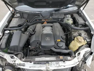 2002 Mercedes-Benz E-Class with VIN WDBJF82J42X068060, listed as a Copart auction lot 48422005 with 263,835 mi miles and Non Repairable. Bid and sale history available at carsss.com. Image 11.