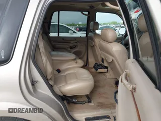 2001 Lincoln Navigator with VIN 5LMEU27R61LJ25426, listed as a IAAI auction lot 42455202 with 345,744 mi miles and . Bid and sale history available at DreamBid. Image 8.