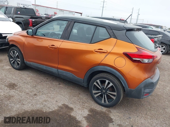 2019 Nissan Kicks SR with VIN 3N1CP5CU7KL556416, listed as a IAAI auction lot 41414054 with 53,250 mi miles. Bid and sale history available at carsss.com. Image 3.
