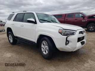 2023 Toyota 4Runner SR5 with VIN JTEEU5JR7P5297006, listed as a Copart auction lot 53828885 with 34,777 mi miles and Salvage title. Bid and sale history available at DreamBid. Image 4.
