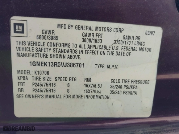 1997 Chevrolet Tahoe with VIN 1GNEK13R5VJ386701, listed as a IAAI auction lot 42046195 with 241,735 mi miles. Bid and sale history available at carsss.com. Image 9.