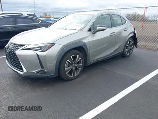 2020 Lexus UX with VIN JTHP3JBH5L2024624, listed as a IAAI auction lot 41826234 with 82,043 mi miles. Bid and sale history available at carsss.com. Image 17.