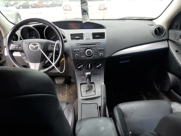 2012 Mazda 3 i Grand Touring с VIN JM1BL1M75C1639180, выставлен на аукционе Copart как лот 57331105 с пробегом 98 176 миль миль и Списание • Salvage title. История ставок и продаж доступна на DreamBid. Изображение 8.