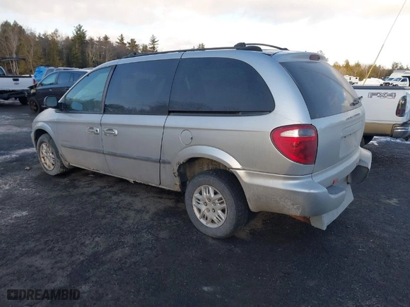 2001 Dodge Caravan Sport with VIN 2B4GP44391R247155, listed as a IAAI auction lot 41442571 with 131,908 mi miles. Bid and sale history available at carsss.com. Image 3.