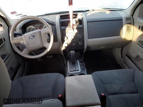 2008 Ford Escape XLS with VIN 1FMCU02ZX8KD83387, listed as a Copart auction lot 81648044 with 208,869 mi miles and Clean title. Bid and sale history available at DreamBid. Image 8.
