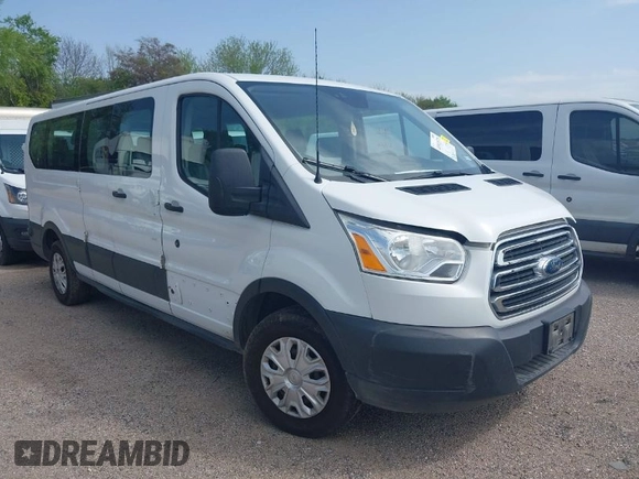 2019 Ford Transit Passenger XL z VIN 1FBZX2ZM2KKB65886, wystawiony jako IAAI lot #41911579 z przebiegiem 56 785 mil mil oraz . Historia ofert i sprzedaży dostępna na DreamBid. Obrazek 1.
