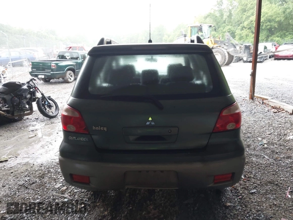 2005 Mitsubishi Outlander LS z VIN JA4LZ31F65U018214, wystawiony jako IAAI lot #42311539 z przebiegiem 282 298 mil mil oraz . Historia ofert i sprzedaży dostępna na DreamBid. Obrazek 16.