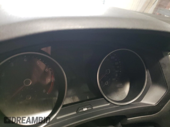 2018 Volkswagen Tiguan SEL with VIN 3VV2B7AX9JM065985, listed as a Copart auction lot 79404694 with Not provided miles and Salvage title. Bid and sale history available at DreamBid. Image 9.