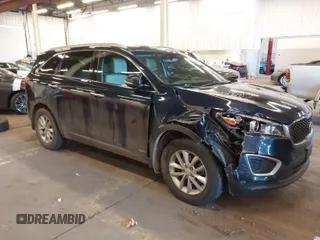 2017 Kia Sorento LX with VIN 5XYPGDA37HG218095, listed as a IAAI auction lot 41546947 with 141,097 mi miles. Bid and sale history available at carsss.com. Image 1.