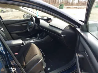 2021 Mazda 3 S with VIN 3MZBPAAL2MM253405, listed as a IAAI auction lot 41836752 with 63 mi miles and . Bid and sale history available at DreamBid. Image 5.