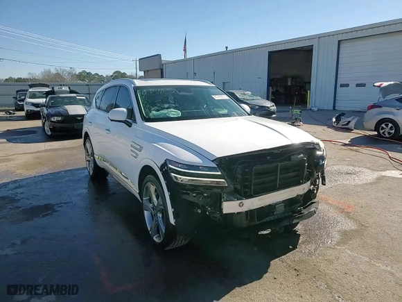 2024 Genesis GV80 with VIN KMUHBDSB4RU180475, listed as a Copart auction lot 88266685 with 25,191 mi miles and Salvage Title. Bid and sale history available at carsss.com. Image 15.