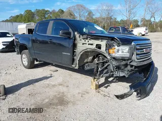 2018 GMC Canyon 2WD SLE with VIN 1GTG5CEN0J1309260, listed as a IAAI auction lot 41645904 with 144,011 mi miles. Bid and sale history available at carsss.com. Image 1.