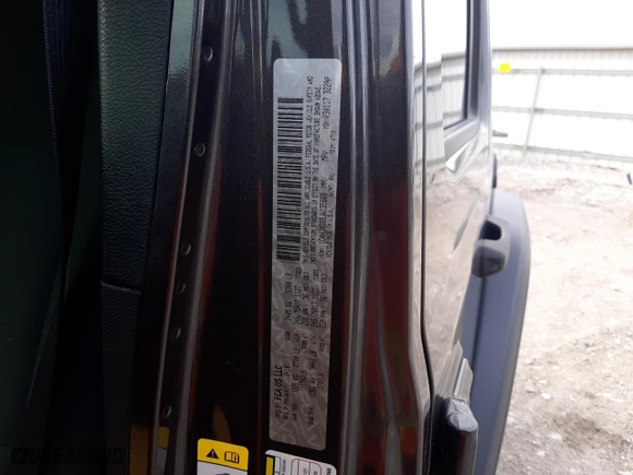 2018 Jeep Wrangler Unlimited Sport S with VIN 1C4HJXDG9JW135668, listed as a Copart auction lot 45113785 with 97,538 mi miles and Salvage Title. Bid and sale history available at carsss.com. Image 12.