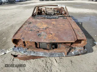 1966 Ford Mustang z VIN 6F08C385335, wystawiony jako Copart lot #42833715 z przebiegiem Nie podano mil oraz Nie do naprawy • Non repairable. Historia ofert i sprzedaży dostępna na DreamBid. Obrazek 5.