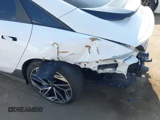 2023 Hyundai Ioniq 6 SEL z VIN KMHM34AA0PA028579, wystawiony jako IAAI lot #42171621 z przebiegiem 24 606 mil mil oraz . Historia ofert i sprzedaży dostępna na DreamBid. Obrazek 21.