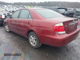 2005 Toyota Camry LE with VIN 4T1BF32K35U094619, listed as a IAAI auction lot 41340935 with 268,736 mi miles and . Bid and sale history available at DreamBid. Image 3.