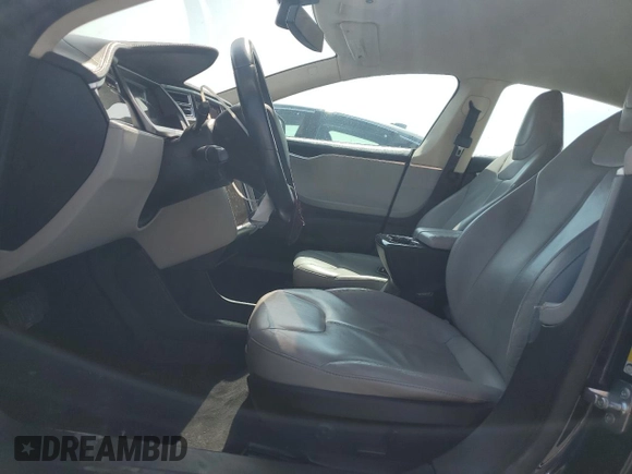 2014 Tesla Model S 60 z VIN 5YJSA1H17EFP33261, wystawiony jako Copart lot #58804465 z przebiegiem 147 583 mil mil oraz Czysty tytuł • Clean title. Historia ofert i sprzedaży dostępna na DreamBid. Obrazek 9.