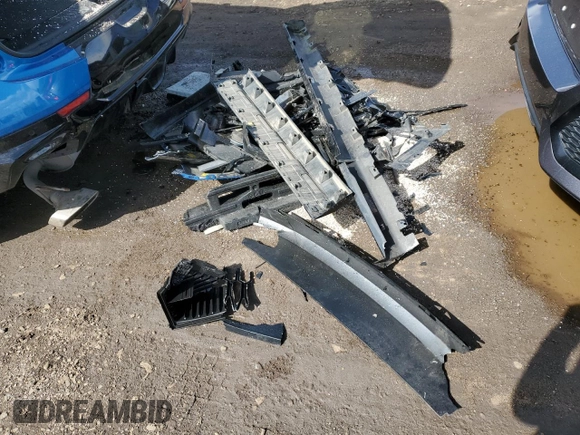 2020 Chevrolet Blazer RS z VIN 3GNKBKRS3LS624009, wystawiony jako Copart lot #51713845 z przebiegiem 45 945 mil mil oraz Szkoda całkowita • Salvage title. Historia ofert i sprzedaży dostępna na DreamBid. Obrazek 15.