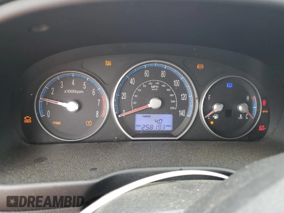 2009 Hyundai Santa Fe Limited z VIN 5NMSH13E49H287094, wystawiony jako Copart lot #57082395 z przebiegiem 258 193 mil mil oraz Szkoda całkowita • Salvage title. Historia ofert i sprzedaży dostępna na DreamBid. Obrazek 9.