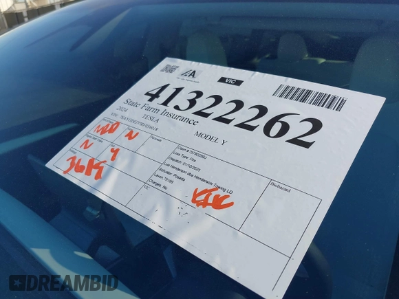 2024 Tesla Model Y с VIN 7SAYGDED7RF056018, выставлен на аукционе IAAI как лот 41322262 с пробегом 3 619 миль миль и . История ставок и продаж доступна на DreamBid. Изображение 11.