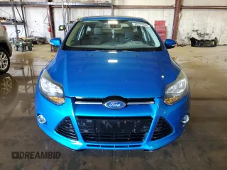 2012 Ford Focus Titanium with VIN 1FAHP3N21CL284628, listed as a Copart auction lot 46572065 with 143,443 mi miles and Salvage Title. Bid and sale history available at carsss.com. Image 5.