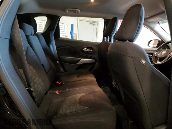 2019 Jeep Cherokee Latitude with VIN 1C4PJMCX2KD452975, listed as a Copart auction lot 53727545 with 115,820 mi miles and Clean title. Bid and sale history available at DreamBid. Image 11.