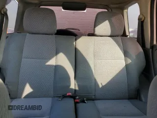 2000 Chevrolet Tracker z VIN 2CNBE13C4Y6920783, wystawiony jako Copart lot #82619854 z przebiegiem 96 620 mil mil oraz Czysty tytuł • Clean title. Historia ofert i sprzedaży dostępna na DreamBid. Obrazek 10.