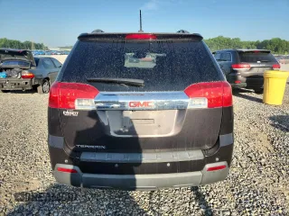 2015 GMC Terrain SLT z VIN 2GKALSEK9F6269815, wystawiony jako Copart lot #64994245 z przebiegiem 157 597 mil mil oraz Czysty tytuł • Clean title. Historia ofert i sprzedaży dostępna na DreamBid. Obrazek 6.
