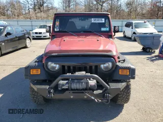 1998 Jeep Wrangler SE with VIN 1J4FY29P3WP795330, listed as a Copart auction lot 50800395 with 93,645 mi miles and Salvage Title. Bid and sale history available at carsss.com. Image 5.